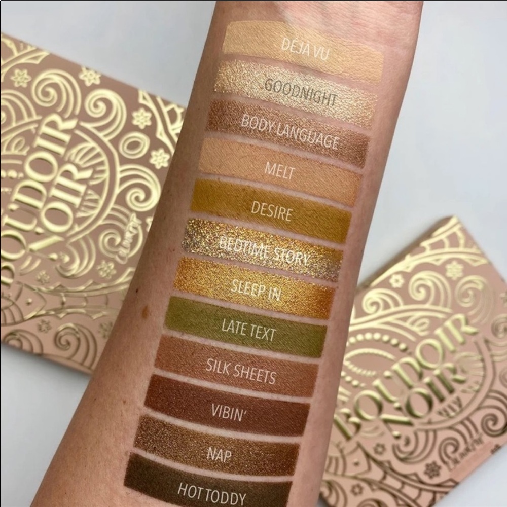 NWT ❤️DISCONTINUED❤️ BOUDOIR NOIR COLOURPOP CP EYESHADOW PALETTE - Picture 4 of 9